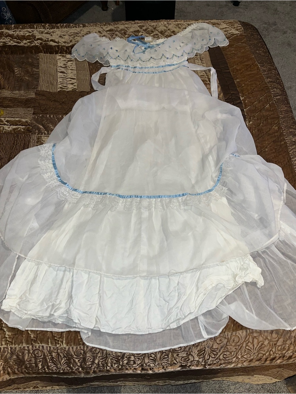 Gunne Sax White Dress with Light Blue Trim and embroidered neckline - Picture 7 of 10
